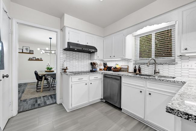 25418 Tuckahoe Ln, House other with 4 bedrooms, 2 bathrooms and 2 parking in Spring TX | Image 12