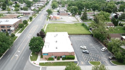 b-9959 S Roberts Rd, Palos Hills, IL, 60465-1649 | Card Image