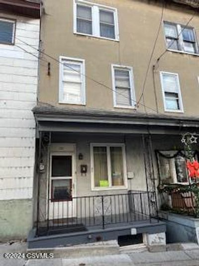 132 Birch Street, House other with 5 bedrooms, 1 bathrooms and null parking in Shamokin PA | Image 2