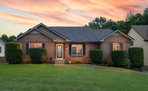 1823 Patricia Dr, Clarksville, TN, 37040-6756 | Card Image