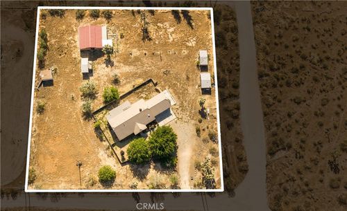 11670 Nevada Rd, Phelan, CA, 92371 | Card Image