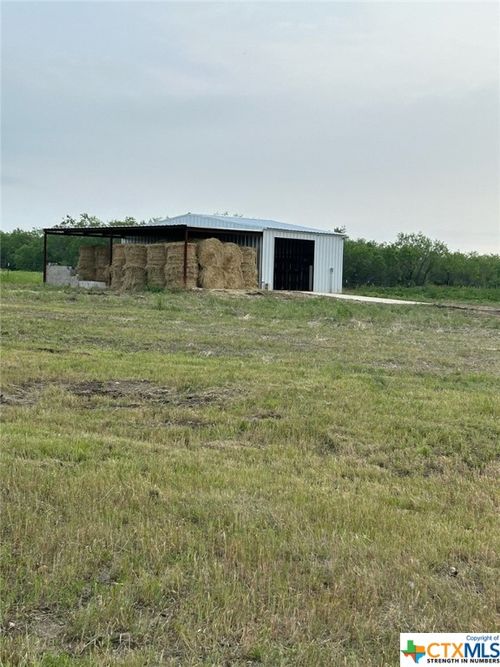 3036 E Fm 1518 N, Saint Hedwig, TX, 78152 | Card Image