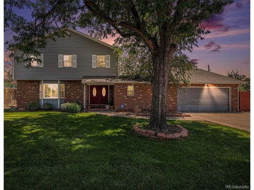 1040 S Dayton St, Denver, CO, 80247-1902 | Card Image