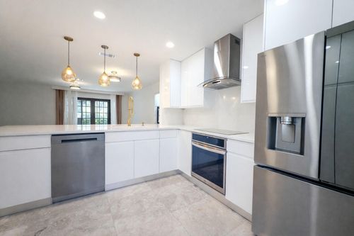 576 Westree Ln, Plantation, FL, 33324-1347 | Card Image