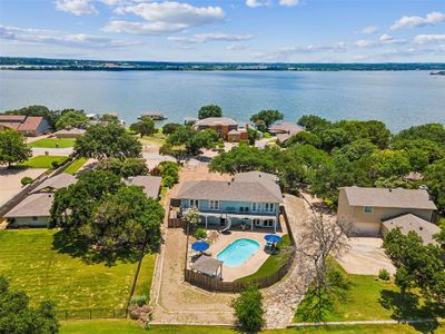 4118 Crescent Drive, House other with 3 bedrooms, 3 bathrooms and null parking in Granbury TX | Image 1