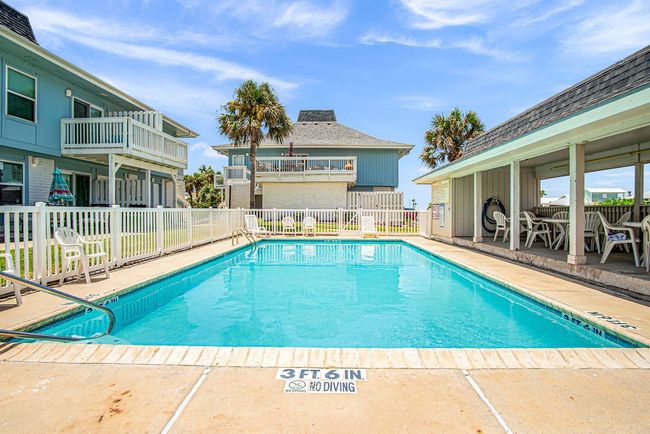 APT-201 - 4901 State Highway 361, Condo with 2 bedrooms, 2 bathrooms and null parking in Port Aransas TX | Image 6