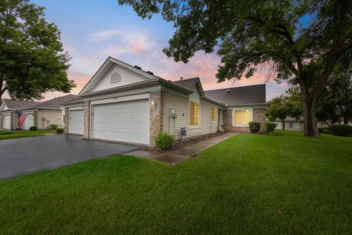 9269 Prairieview Trl N, Champlin, MN, 55316-2667 | Card Image