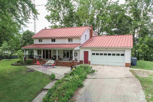 198 Walnut St, Losantville, IN, 47354-9259 | Card Image