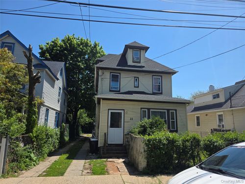 22 Webb Ave, Hempstead, NY, 11550-2561 | Card Image