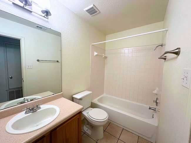 15539 Sutton Leighs Ln, House other with 3 bedrooms, 2 bathrooms and 2 parking in Pflugerville TX | Image 7