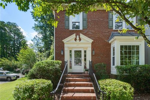 325 Brantley Rd, Atlanta, GA, 30350-3155 | Card Image