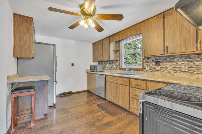 104 Dawson Dr, House other with 3 bedrooms, 2 bathrooms and 2 parking in Midland PA | Image 8