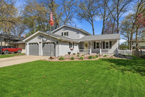 242 Bunker Dr, Schererville, IN, 46375 | Card Image