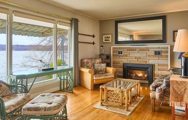 11056 Loyalist Pky, House other with 3 bedrooms, 2 bathrooms and 7 parking in Bath ON | Image 4