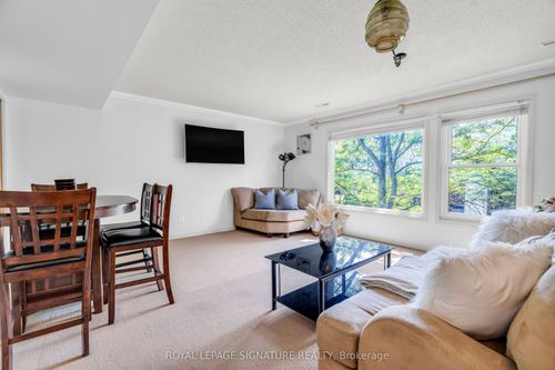 55-461 Beechwood Pl, Waterloo, ON, N2T2N8 | Card Image