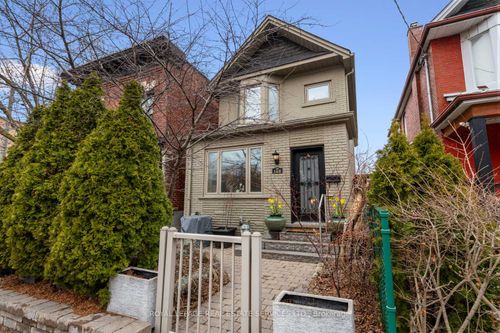 148 Wallace Avenue, Toronto, ON, M6H1T5 | Card Image