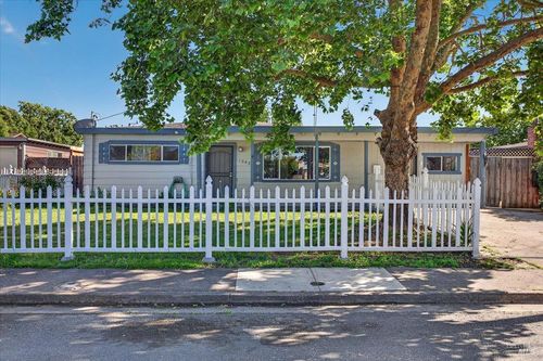 1048 San Clemente Drive, Santa Rosa, CA, 95404 | Card Image