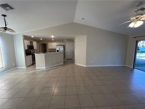 6142 Hester Ave, FORT MYERS, FL, 33905-7714 | Card Image