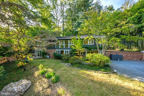 7108 Broxburn Dr, BETHESDA, MD, 20817-4720 | Card Image