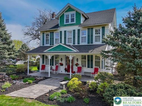 4006 Hecktown Rd, Bethlehem, PA, 18020-7506 | Card Image