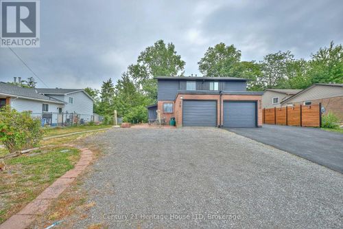 36-36 Dodds Court Court, Fort Erie (Central), ON, L2A5Z2 | Card Image