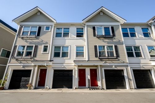 77-32633 Simon Ave, Abbotsford, BC, V2T0G9 | Card Image