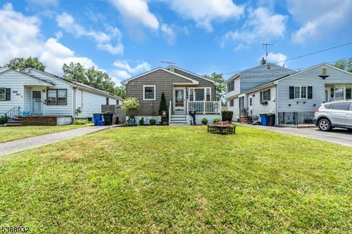 85 Catherine St, South Bound Brook, NJ, 08880-1314 | Card Image