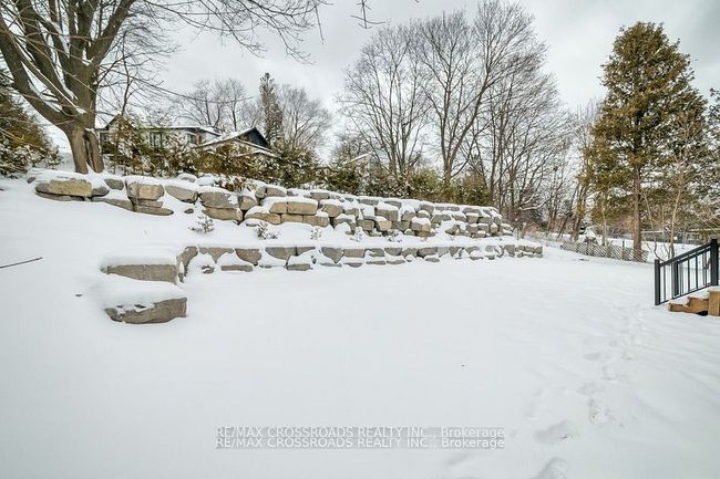 696 Hillview Cres, House other with 6 bedrooms, 5 bathrooms and 10 parking in Pickering ON | Image 43
