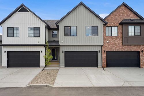 902-201 Cooperswood Green Sw, Airdrie, AB, T4B5R2 | Card Image