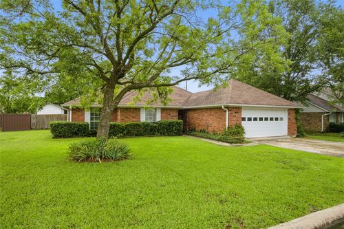 111 Christopher Dr, Cooper, TX, 75432-2221 | Card Image