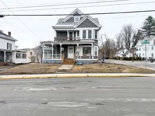 102 Washington St, Barre, VT, 05641-4291 | Card Image