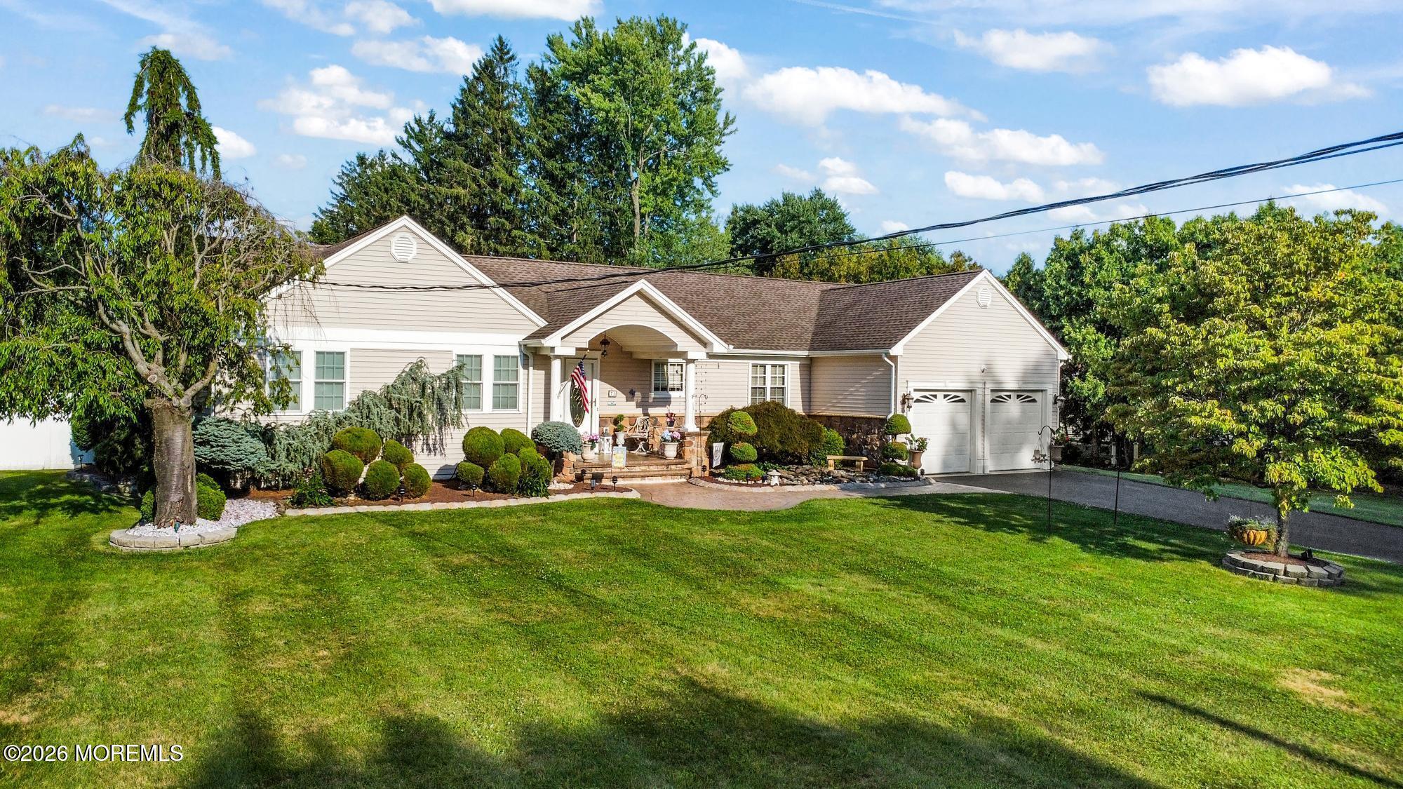 Residential in Freehold 2