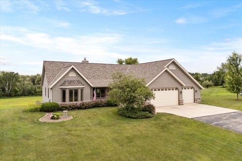 4661 County Road I, Fredonia, WI, 53021 | Card Image