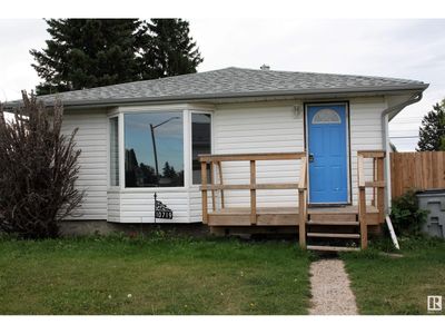 10719 103 St, House other with 4 bedrooms, 2 bathrooms and null parking in Westlock AB | Image 1