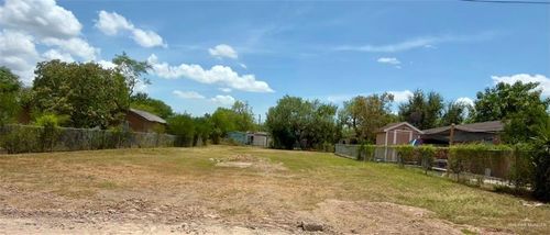 706 E Agostadero St, Weslaco, TX, 78596-5404 | Card Image
