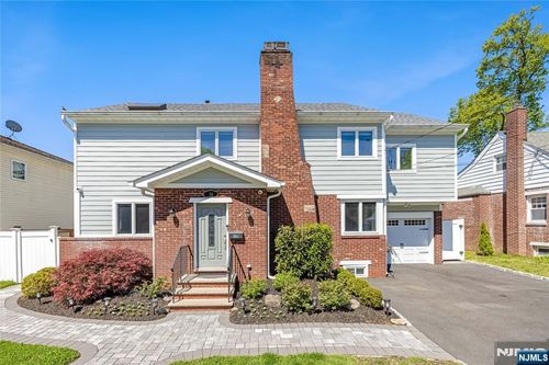 30 Elm St, Dumont, NJ, 07628-3221 | Card Image