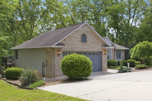 106 Clearview Cir, Winchester, TN, 37398-3865 | Card Image