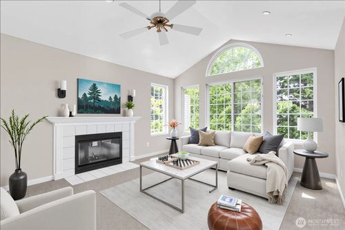 apt-f316-1628 118th Ave Se, Bellevue, WA, 98005-3880 | Card Image