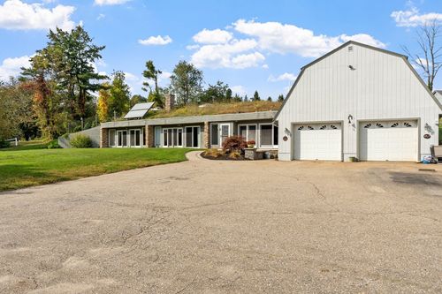 137 Princeton Rd, Sterling, MA, 01564 | Card Image