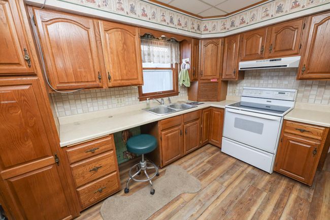 Kitchen | Image 15