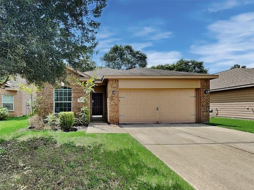 2037 Vanamen Ct, Conroe, TX, 77304-1613 | Card Image