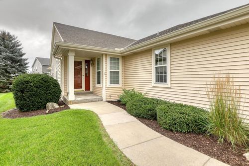 W241N5730 Birchwood Lane, Sussex, WI, 53089 | Card Image