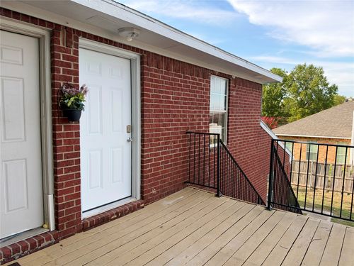 226 N 6th St, Wills Point, TX, 75169-2052 | Card Image