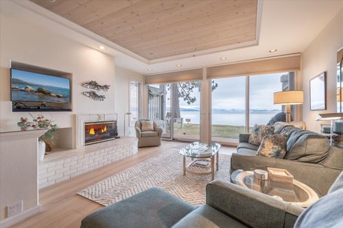 lakefront-4-8000 North Lake Boulevard, Kings Beach, CA, 96143 | Card Image