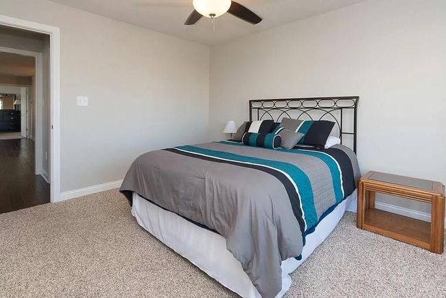 UNIT-100 - 9756 Clover Ct, Condo with 3 bedrooms, 2 bathrooms and null parking in Fishers IN | Image 9