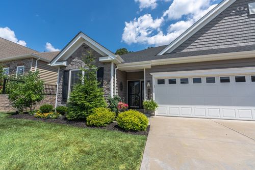 6043 Liberty Blvd, Gibsonia, PA, 15044-6512 | Card Image