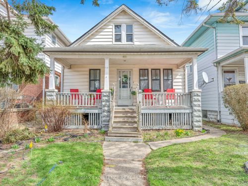 918 Elsmere Ave, Windsor, ON, N9A2A9 | Card Image
