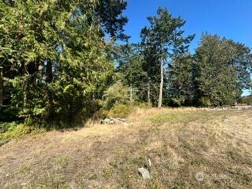 c-68 Bryn Mawr Ave, Lopez Island, WA, 98261-8770 | Card Image