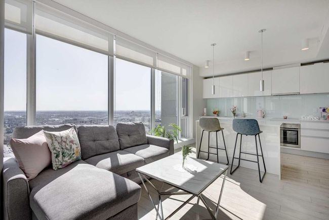 3304 - 1188 3 St Se, Condo with 2 bedrooms, 2 bathrooms and 2 parking in Calgary AB | Image 7