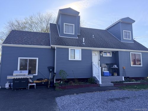 332 Crooked Hill Rd, Brentwood, NY, 11717-1009 | Card Image